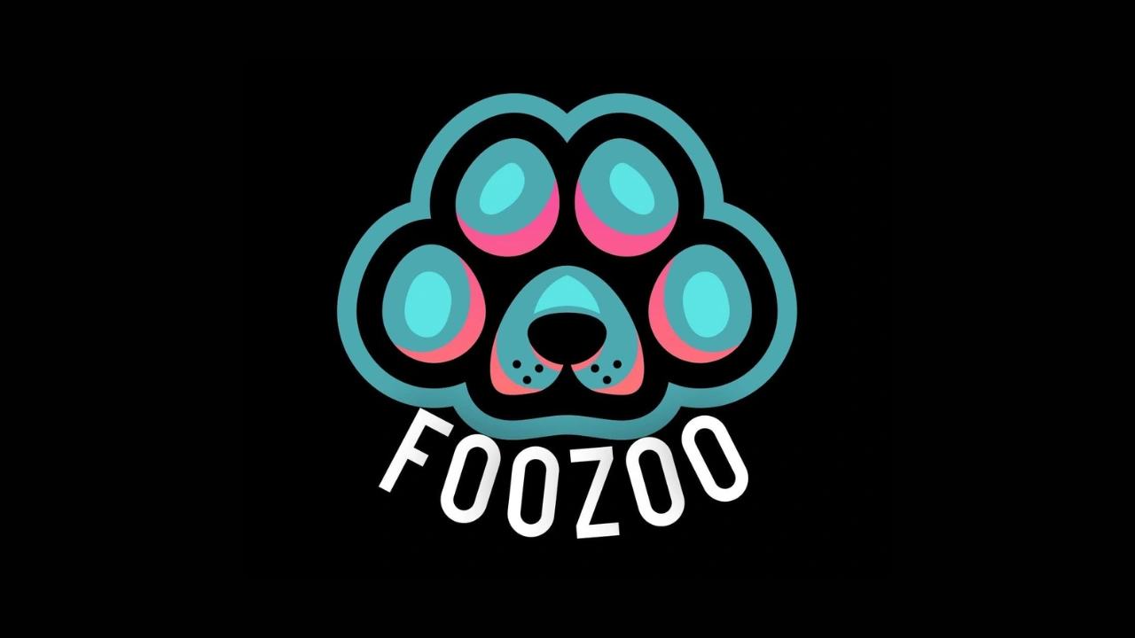 Logotipo de FOOZOO Spa & Grooming Boutique con icono de huella y lema Cuidado que inspira estilo